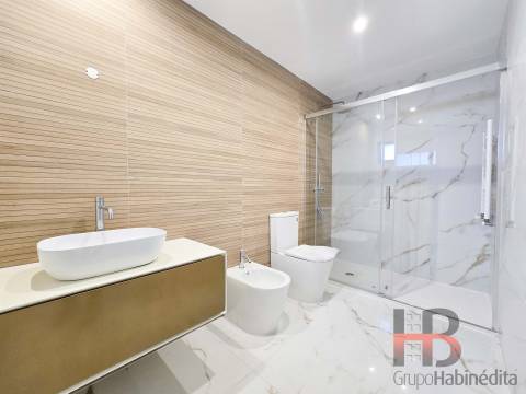 Moradia T4 Venda em Madalena,Vila Nova de Gaia