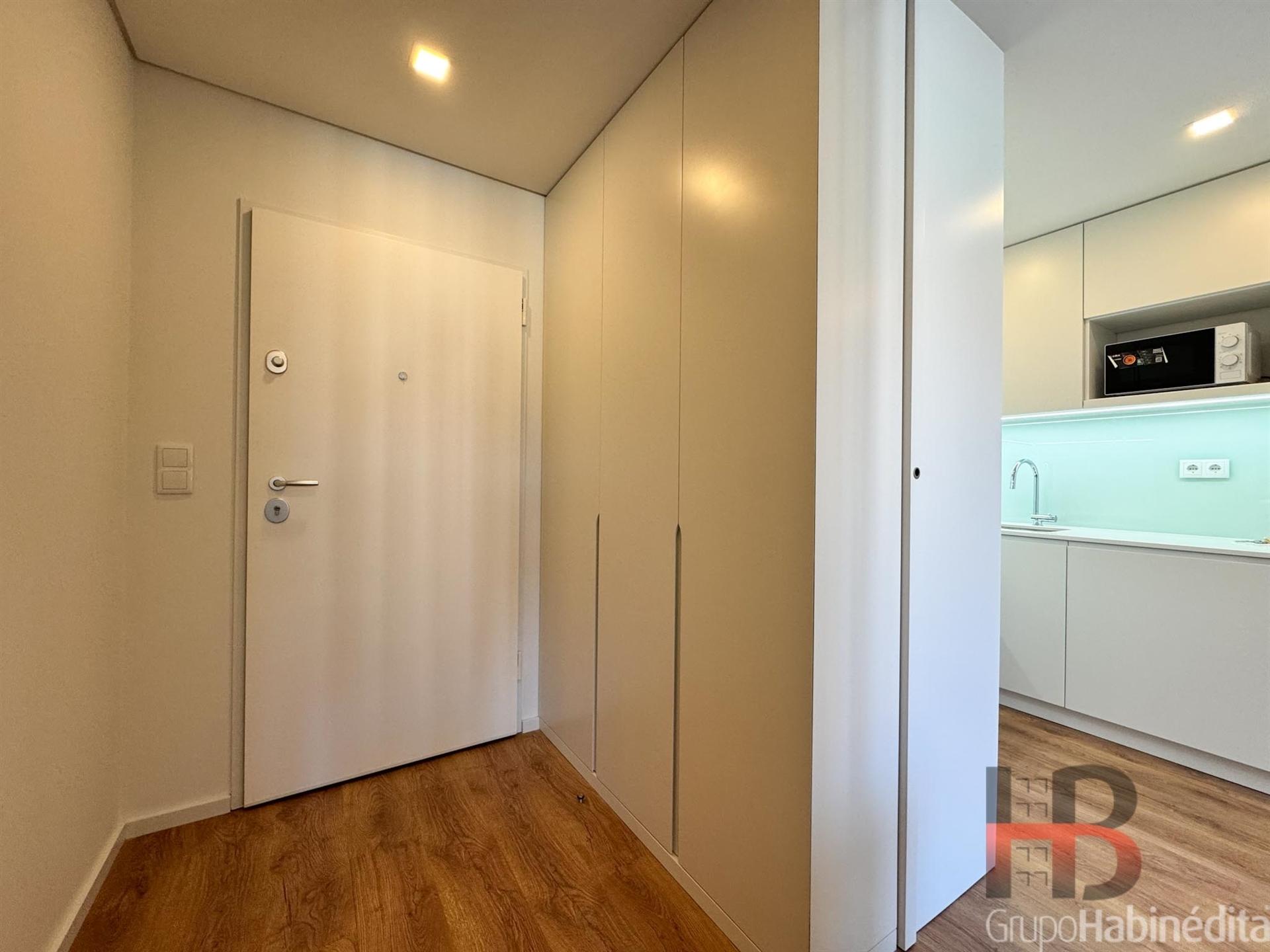 Apartamento T1 Arrendamento em Paranhos,Porto