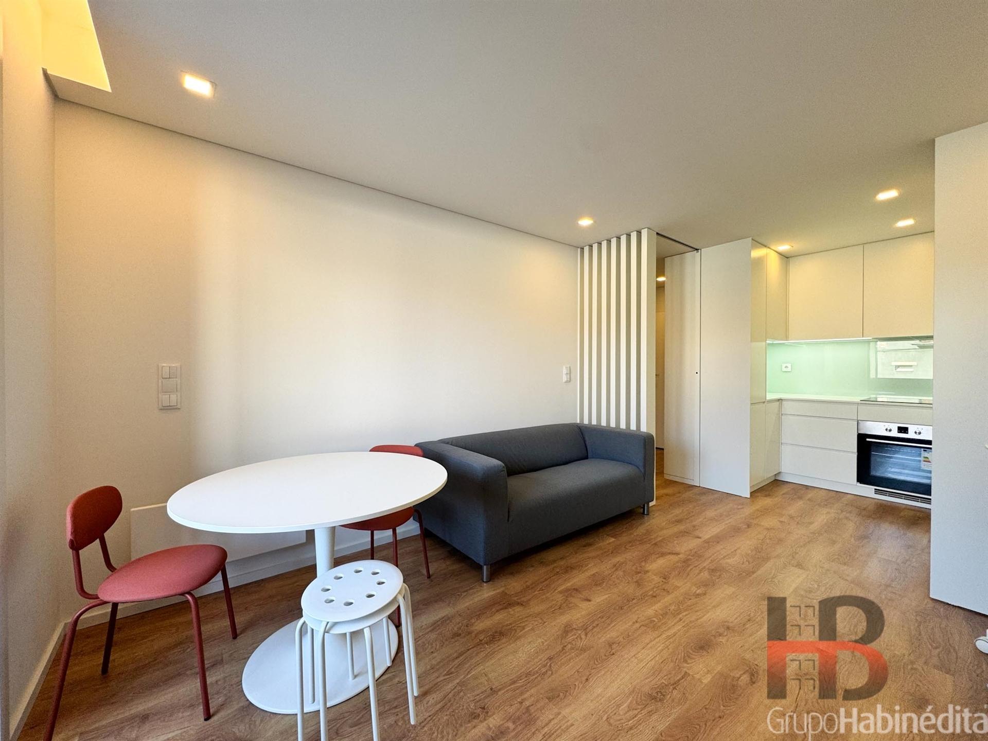 Apartamento T1 Arrendamento em Paranhos,Porto