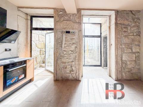 T1 no Porto com jardim privativo.