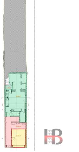 Estúdio na Baixa do Porto com garagem box.