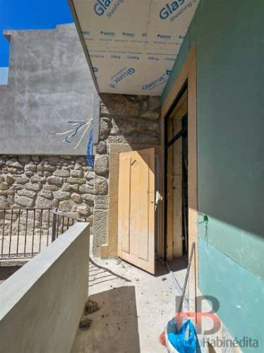 Estúdio no Porto com jardim privativo.