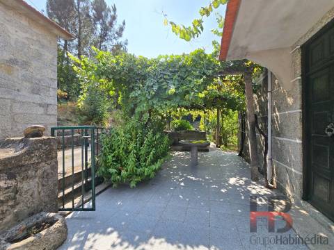 Moradia Rústica T4 Venda em Moldes,Arouca