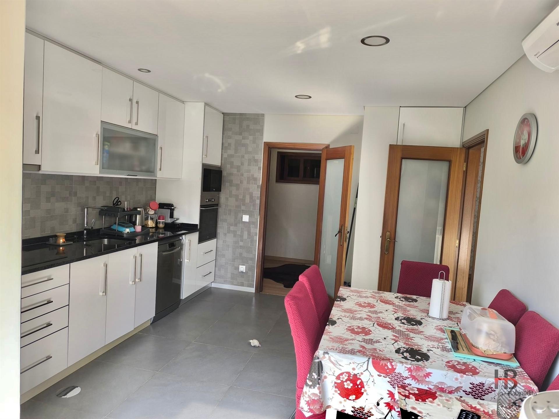 Apartamento T3+1 Venda em Milheirós de Poiares,Santa Maria da Feira