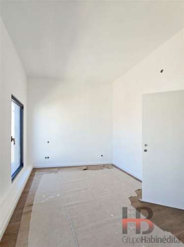 Apartamento T1+1 Mezanino à Venda em Cedofeita – Porto