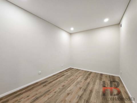 Moradia em Banda T3 Venda em Santa Marinha e São Pedro da Afurada,Vila Nova de Gaia