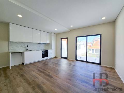 Moradia em Banda T3 Venda em Santa Marinha e São Pedro da Afurada,Vila Nova de Gaia