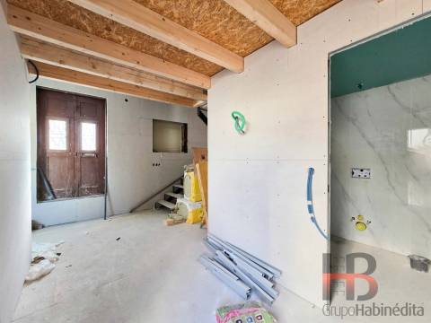 Moradia T1 com Mezanino e Terraço Privativo - Paranhos / Areosa