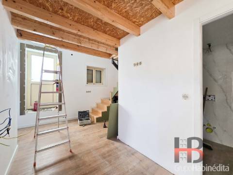 Moradia T1 com Mezanino e Terraço Privativo - Paranhos / Areosa