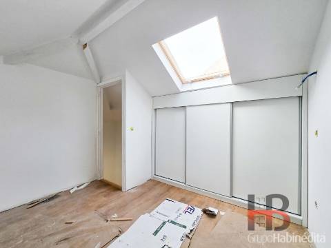 Moradia T1 com Mezanino e Terraço Privativo - Paranhos / Areosa