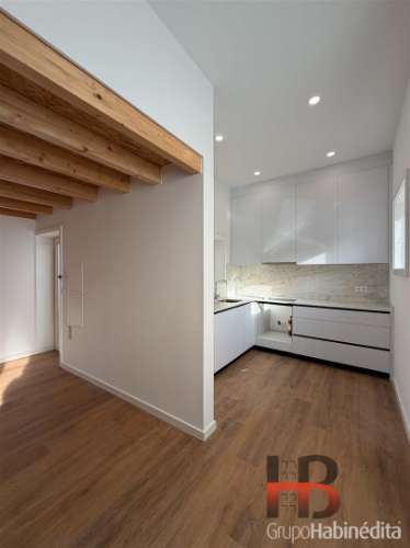 Moradia T1 com Mezanino e Terraço Privativo - Paranhos / Areosa