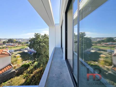 Moradia Geminada T3 Venda em Mafamude e Vilar do Paraíso,Vila Nova de Gaia
