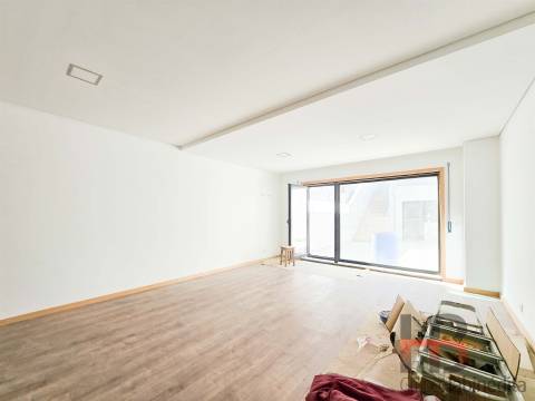 Moradia Geminada T3 Venda em Mafamude e Vilar do Paraíso,Vila Nova de Gaia