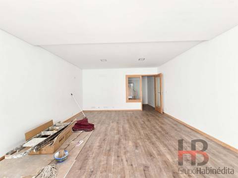 Moradia Geminada T3 Venda em Mafamude e Vilar do Paraíso,Vila Nova de Gaia