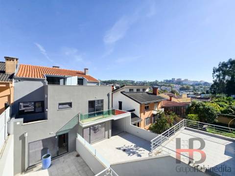 Moradia Geminada T3 Venda em Mafamude e Vilar do Paraíso,Vila Nova de Gaia