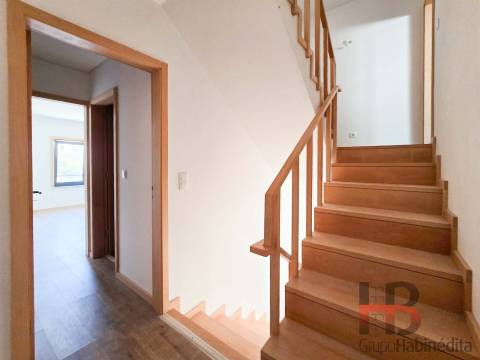 Moradia Geminada T3 Venda em Mafamude e Vilar do Paraíso,Vila Nova de Gaia