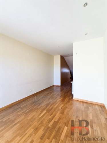 Moradia Geminada T3 Arrendamento em Gulpilhares e Valadares,Vila Nova de Gaia