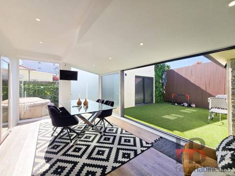 Moradia T4 Venda em Oliveira do Douro,Vila Nova de Gaia