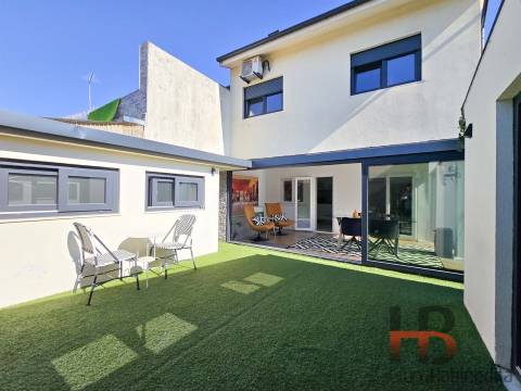 Moradia T4 Venda em Oliveira do Douro,Vila Nova de Gaia