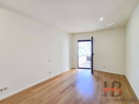 Apartamento T3 Venda em Cidade da Maia,Maia