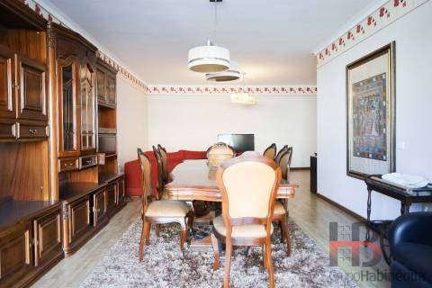 Apartamento T4 Arrendamento em Mafamude e Vilar do Paraíso,Vila Nova de Gaia