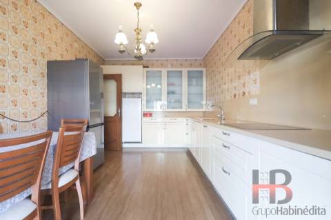 Apartamento T4 Arrendamento em Mafamude e Vilar do Paraíso,Vila Nova de Gaia