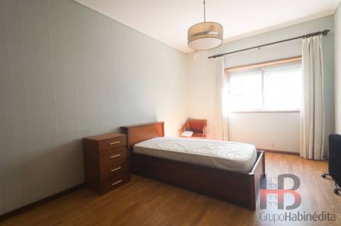 Apartamento T4 Arrendamento em Mafamude e Vilar do Paraíso,Vila Nova de Gaia