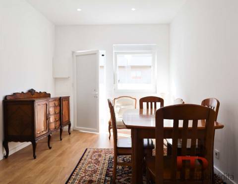 Moradia Geminada T2 Arrendamento em Oliveira do Douro,Vila Nova de Gaia