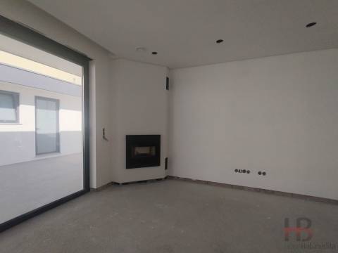 Moradia T4 Venda em Santa Maria da Feira, Travanca, Sanfins e Espargo,Santa Maria da Feira