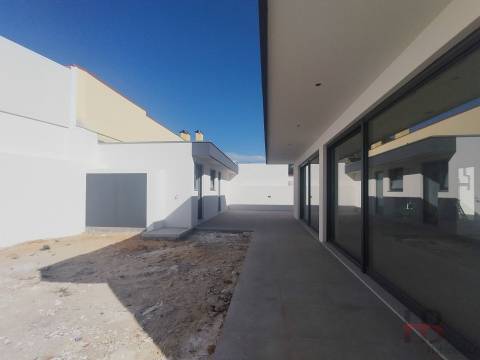 Moradia T4 Venda em Santa Maria da Feira, Travanca, Sanfins e Espargo,Santa Maria da Feira