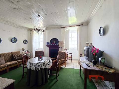 Quinta T8 Venda em Vilarinho dos Freires,Peso da Régua