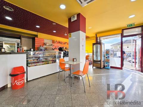 Padaria / Pastelaria  Cedencia de Quotas em Madalena,Vila Nova de Gaia