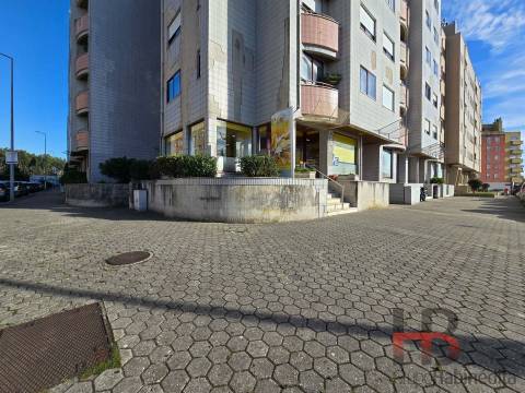 Padaria / Pastelaria  Cedencia de Quotas em Madalena,Vila Nova de Gaia