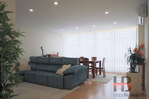 Apartamento T3 Venda em Mafamude e Vilar do Paraíso,Vila Nova de Gaia