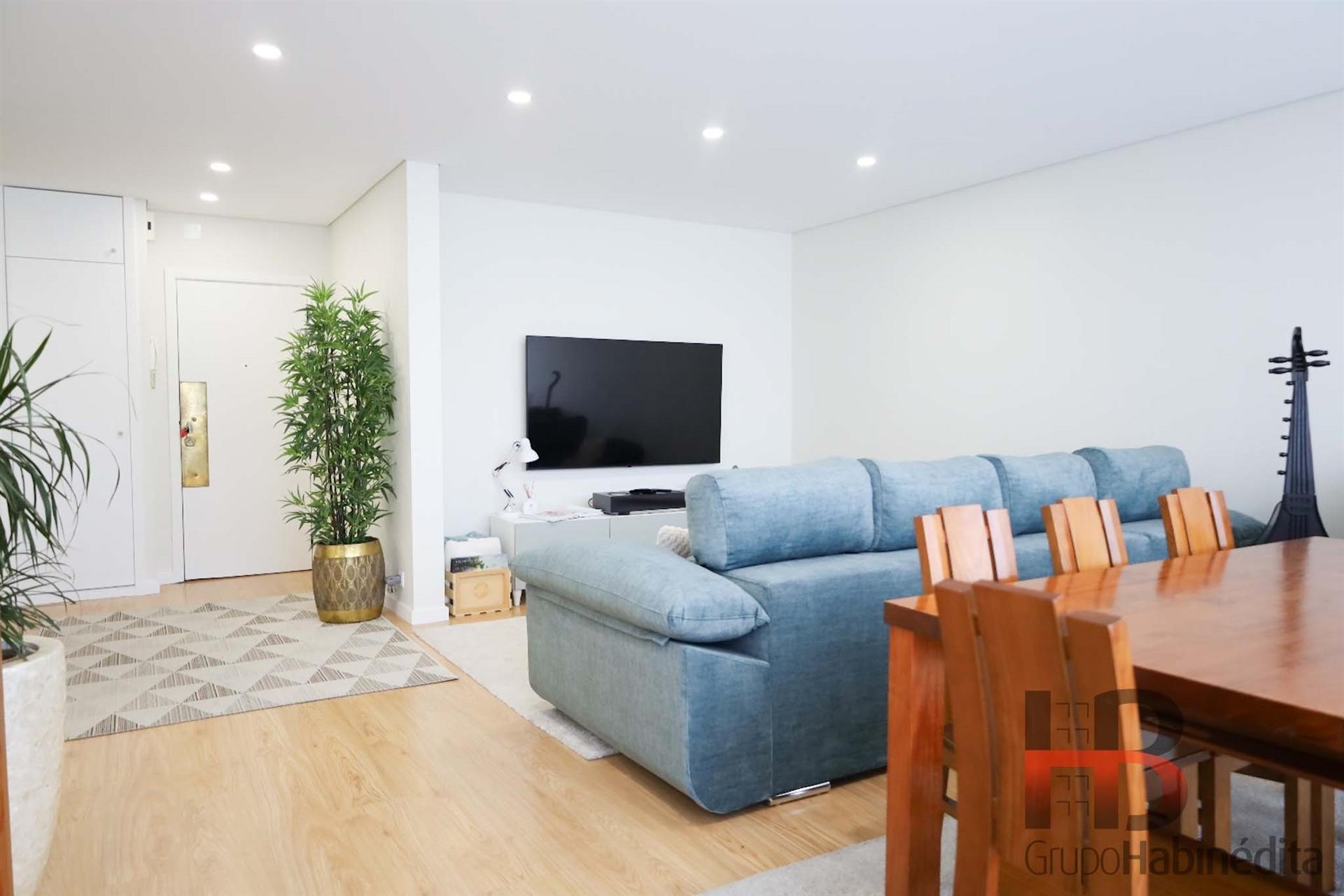 Apartamento T3 Venda em Mafamude e Vilar do Paraíso,Vila Nova de Gaia