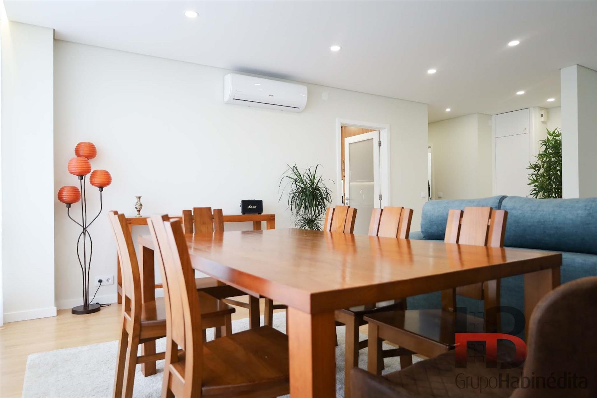 Apartamento T3 Venda em Mafamude e Vilar do Paraíso,Vila Nova de Gaia