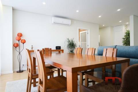 Apartamento T3 Venda em Mafamude e Vilar do Paraíso,Vila Nova de Gaia