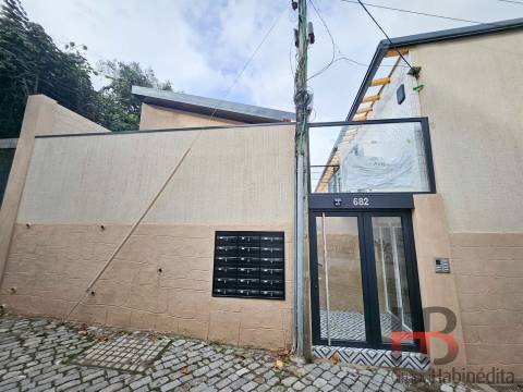 Casa Térrea T1 Reabilitada numa Ilha Típica - Campanhã, Porto