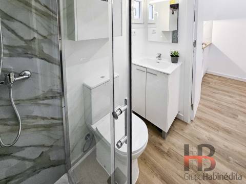 Casa Térrea T1 Reabilitada numa Ilha Típica - Campanhã, Porto