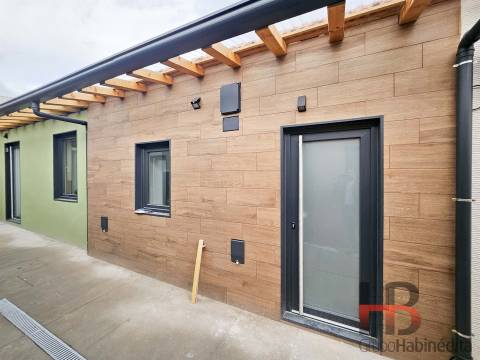 Casa Térrea T1 Reabilitada numa Ilha Típica - Campanhã, Porto