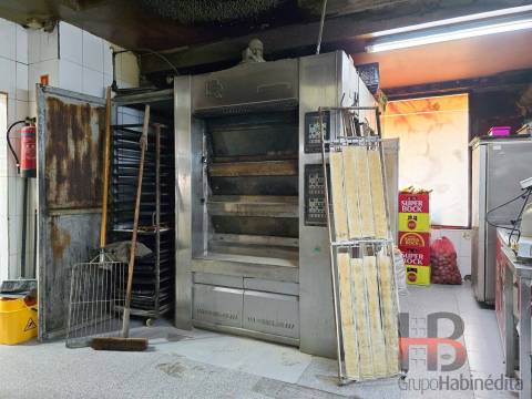 Padaria / Pastelaria  Trespasse em Madalena,Vila Nova de Gaia