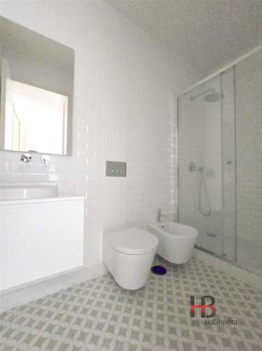 Apartamento T0 na Baixa do Porto | Reabilitação Urbana com Elegância e Modernidade