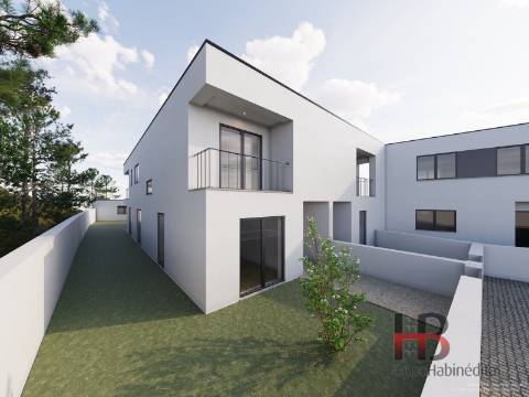 Moradia Geminada T3+1 Venda em Argoncilhe,Santa Maria da Feira