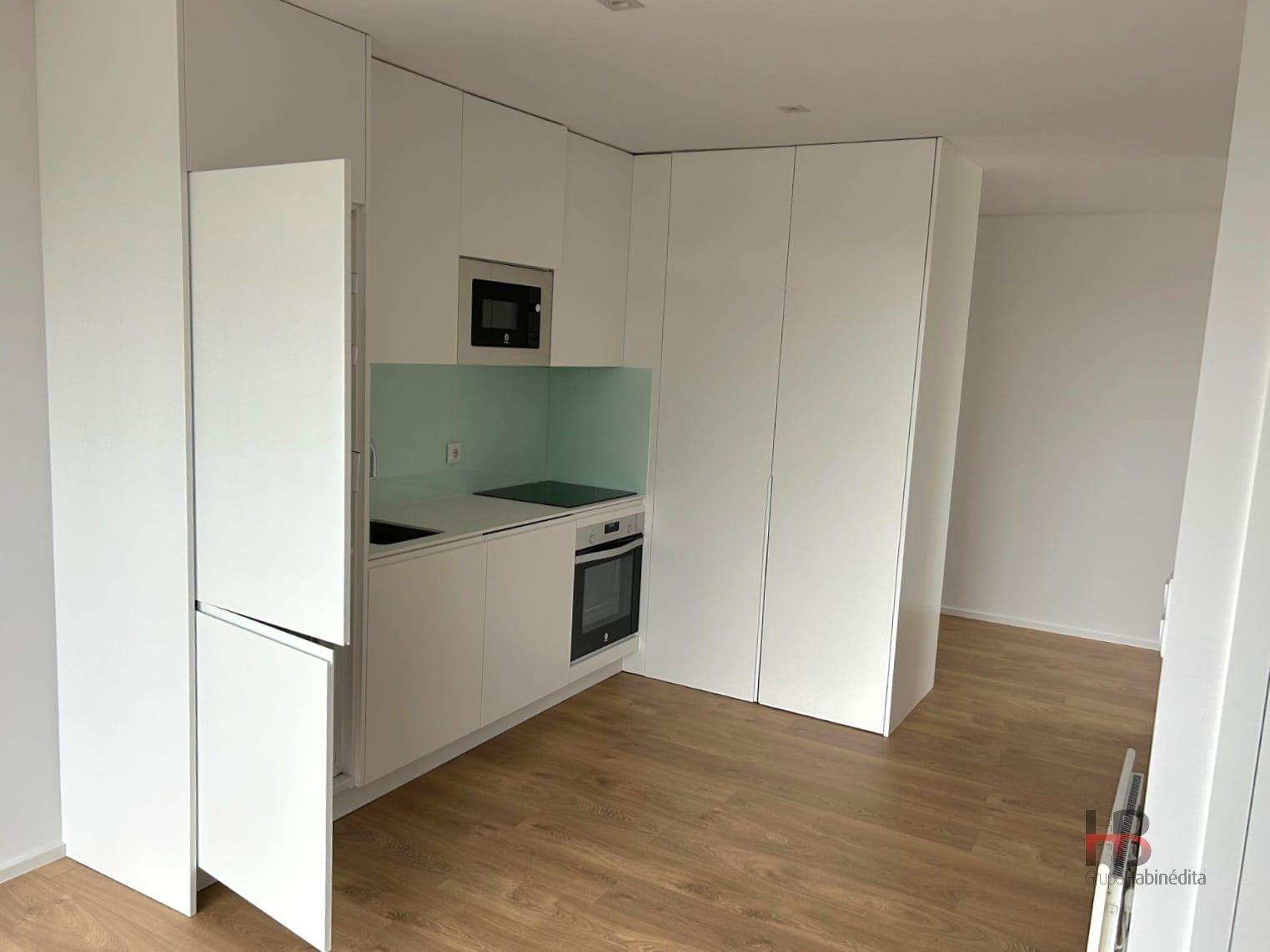 Apartamento T0 Arrendamento em Paranhos,Porto