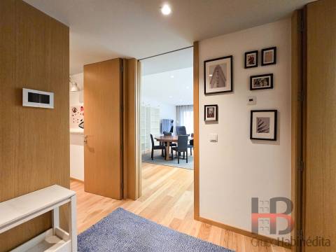 Apartamento T2+1 Moderno e Mobilado no Porto - Polo Universitário | Grupo Habinédita