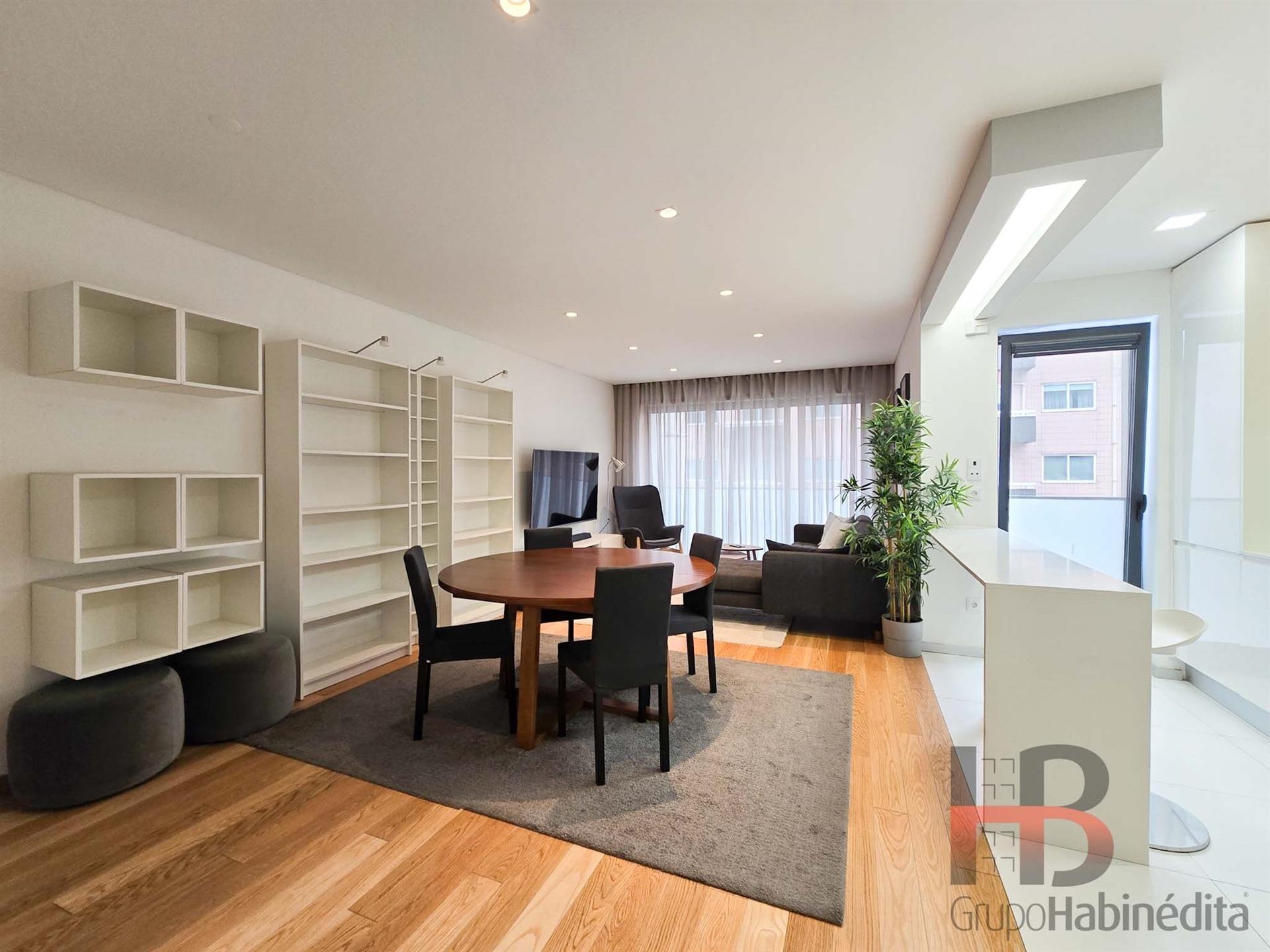 Apartamento T2+1 Moderno e Mobilado no Porto - Polo Universitário | Grupo Habinédita