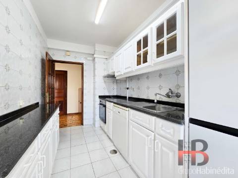 Apartamento T2+1 Arrendamento em Bonfim,Porto