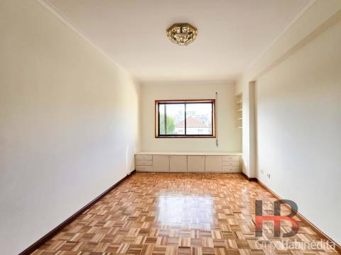 Apartamento T2+1 Arrendamento em Bonfim,Porto