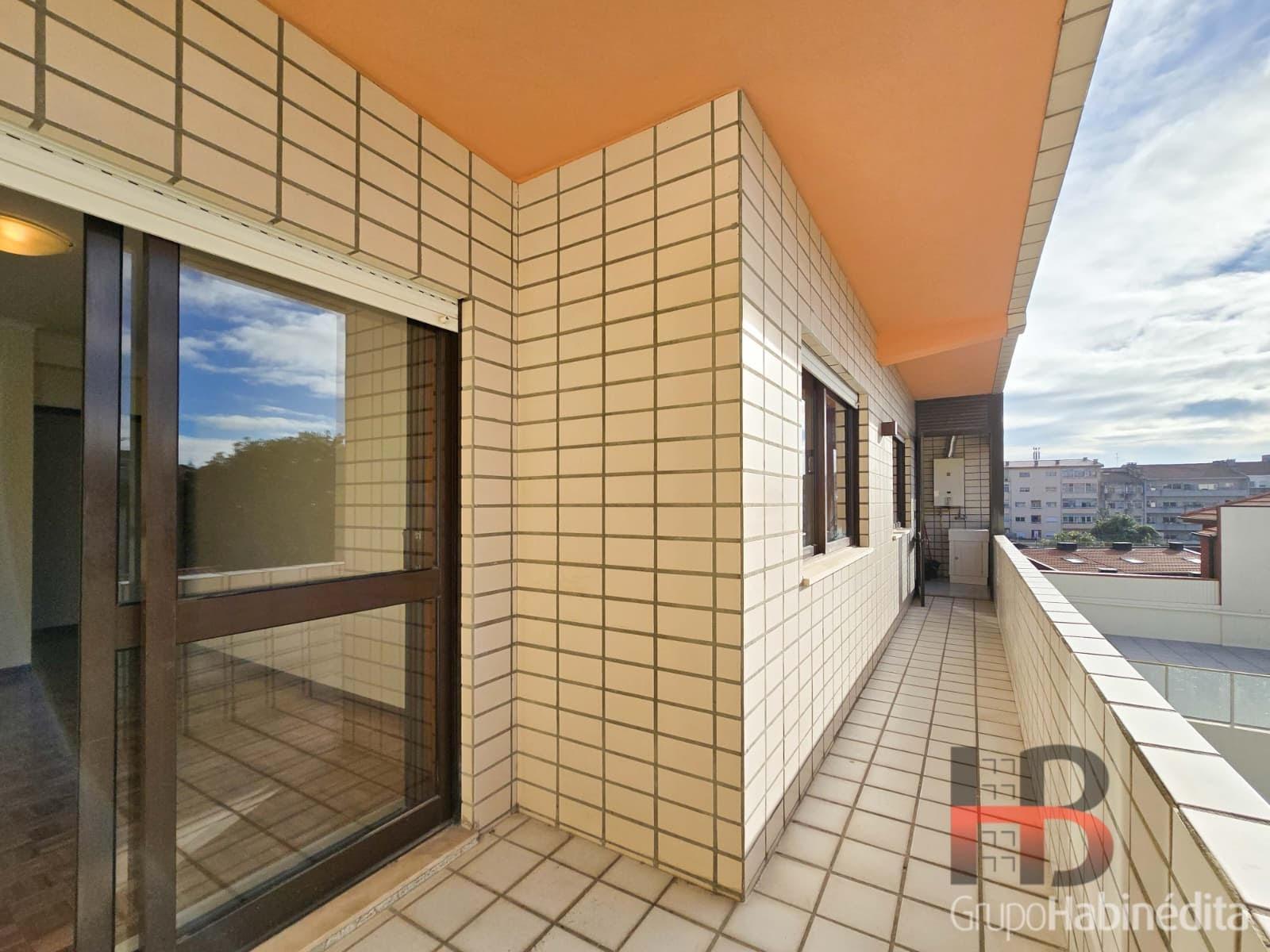 Apartamento T2+1 Arrendamento em Bonfim,Porto