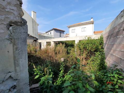 Terreno  Venda em Lordelo do Ouro e Massarelos,Porto